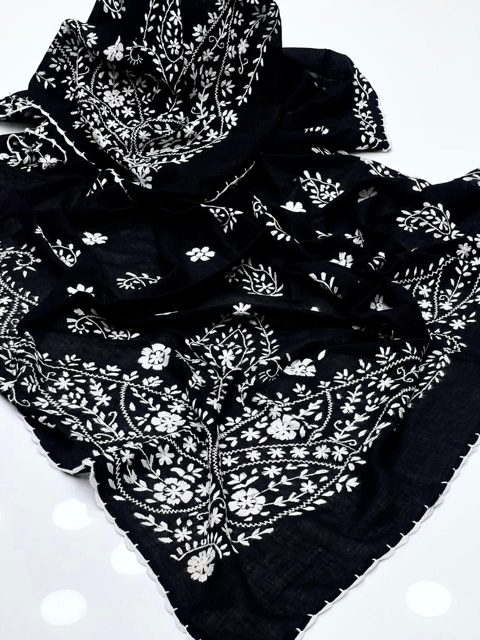 Pure Lawn Embroidered Chadder