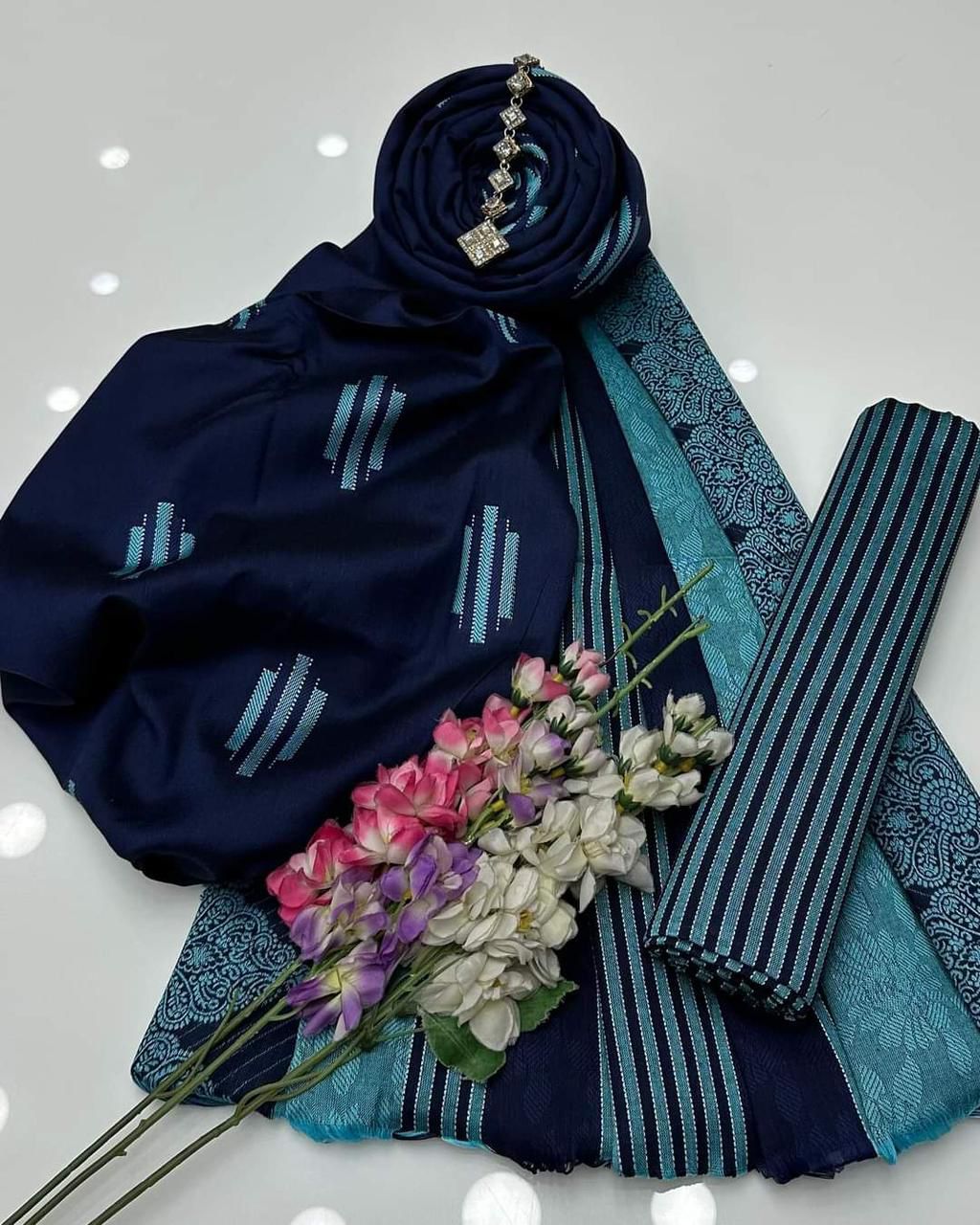 Susi Banarsi Barosha 3PC Dress