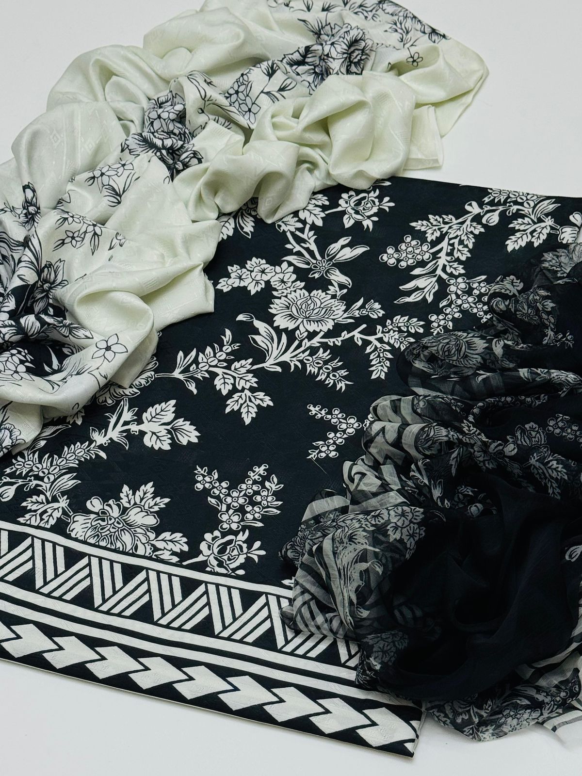 Swiss Lacquard Lawn Fabric Digital Printed 3PC Dress