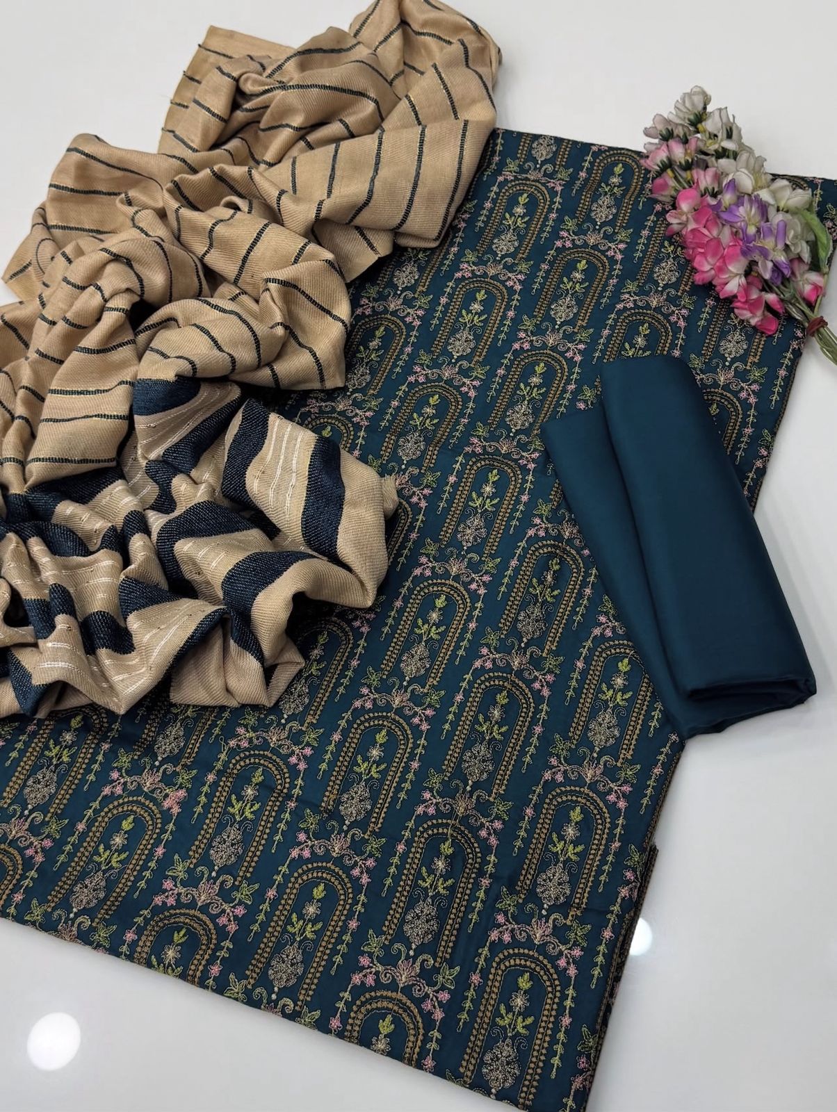 Lilen Embroidered with Thread Malti Work 3PC Dress