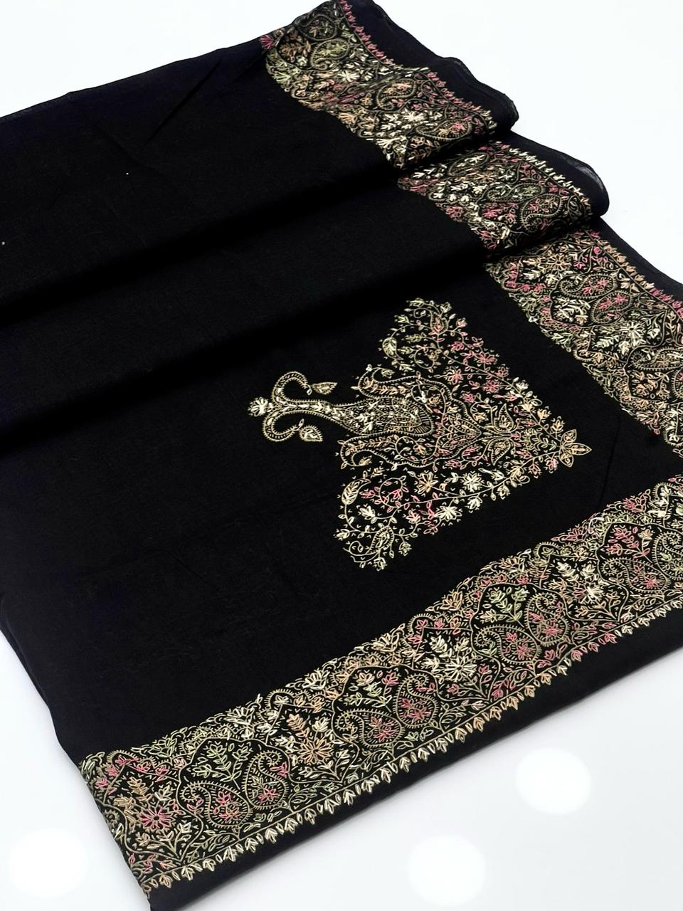 Kashmiri Hand Made Embroidered Lawn Chadar