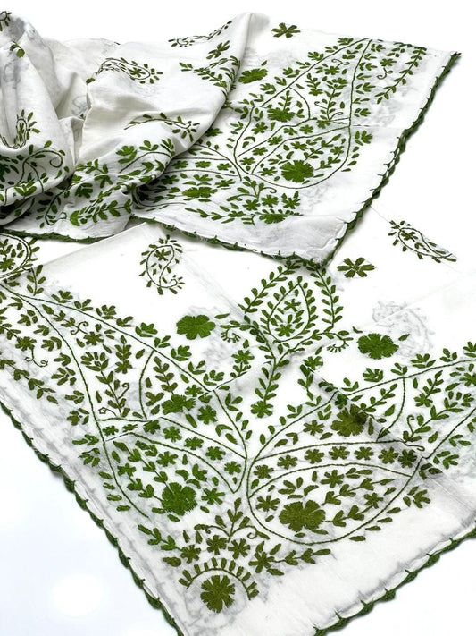 Pure Lawn Embroidered Chadder