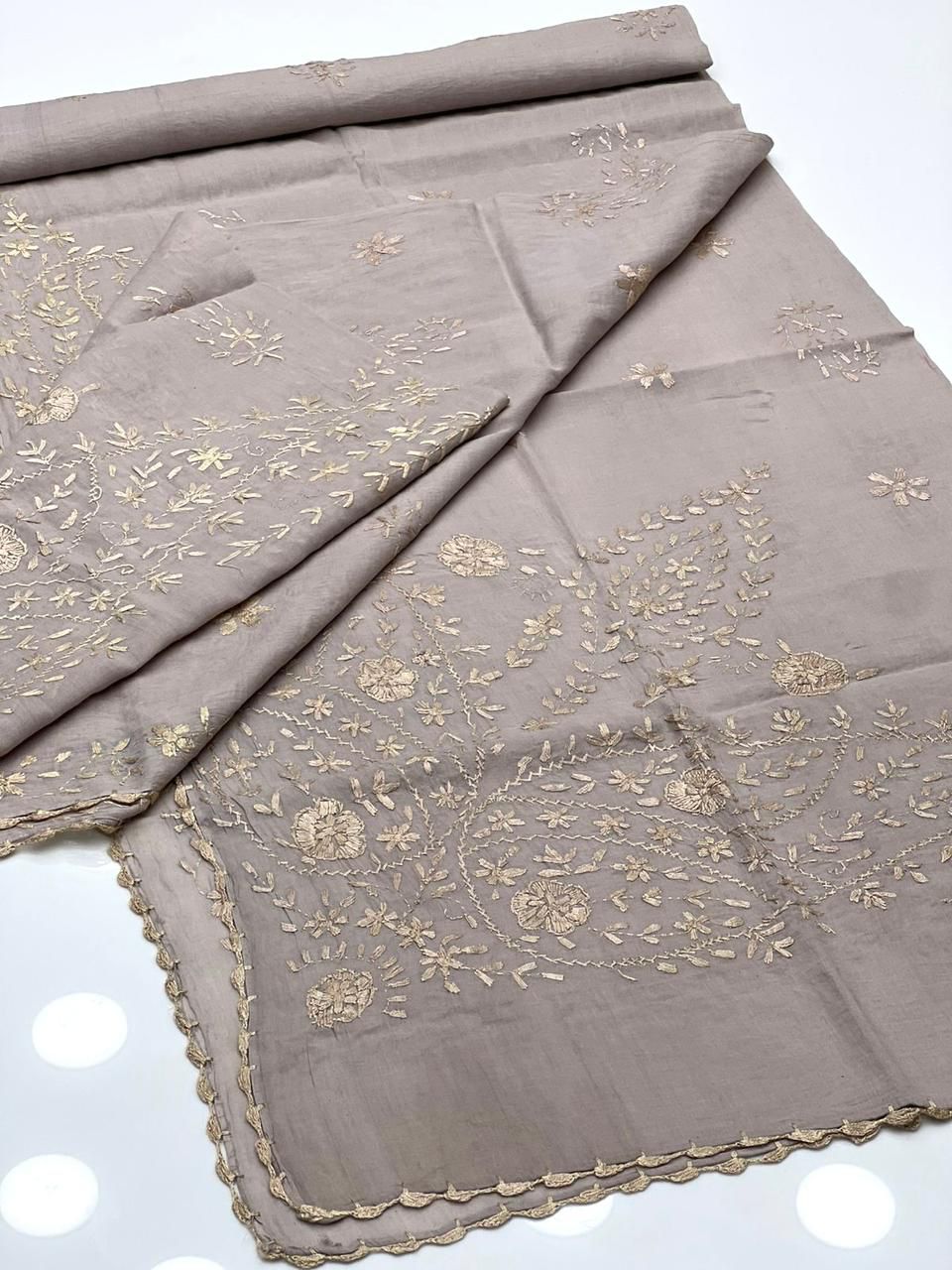 Pure Lawn Embroidered Chadder