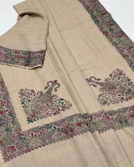 Elegant And Beautiful Pashmina Shawl