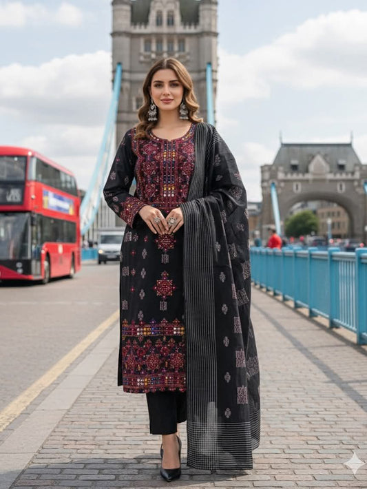 Krandi Khaddar Embroided 3pc dress