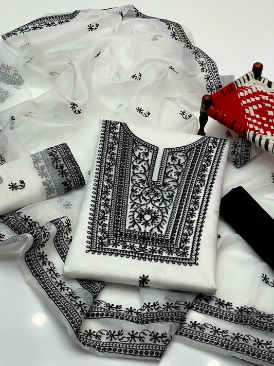 Khaddi Net Embroidered 3PC Dres