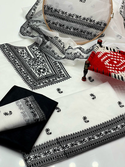 Khaddi Net Embroidered 3PC Dres